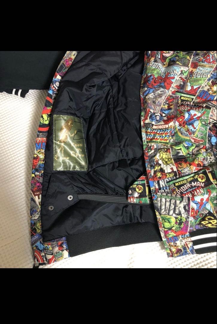 スノーボードウェア　バートンキッズM マーベル