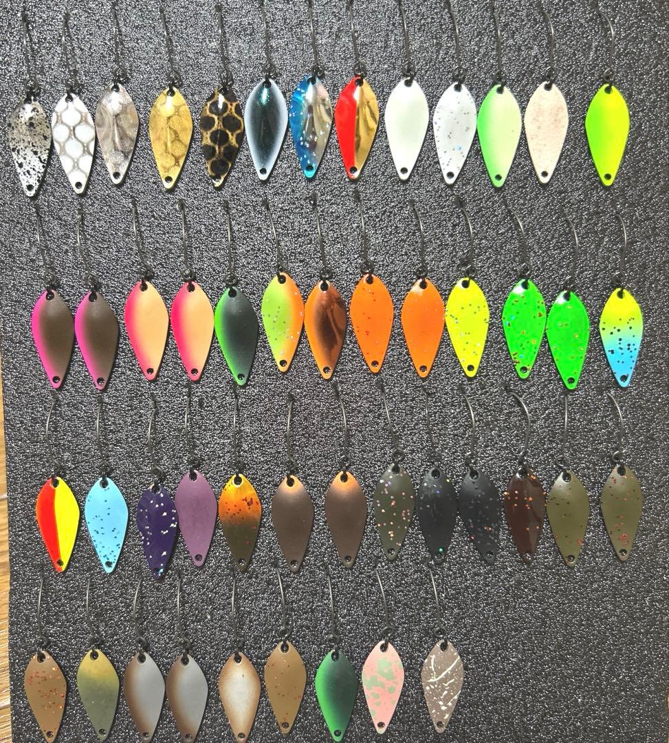 トラウト　ロブルアー　ダイアナ1.3g・1.0g STALK1.0g 64枚