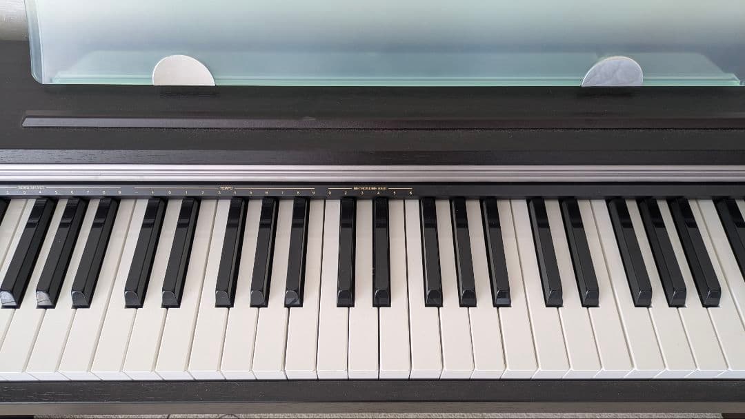 【中古】CASIO PX-700 デジタルピアノ【リサ様ご購入】