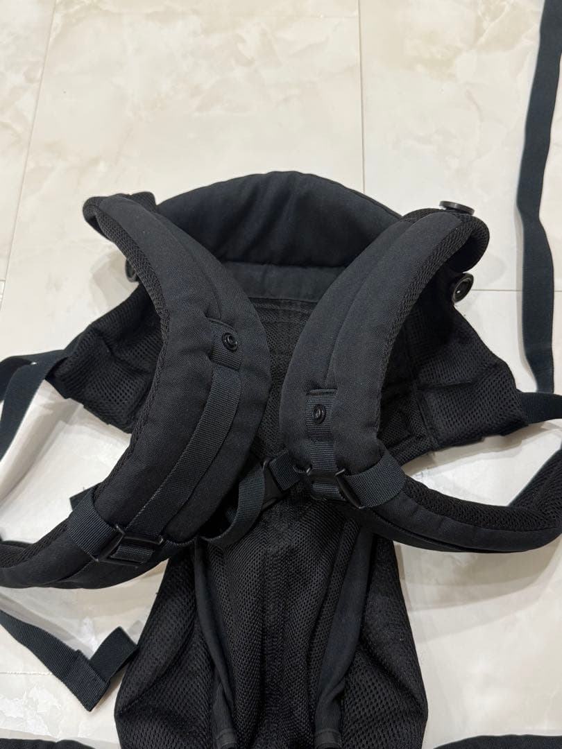 【美品】エルゴベビー クールエア オムニ360 オニキス ブラック 抱っこ紐　黒