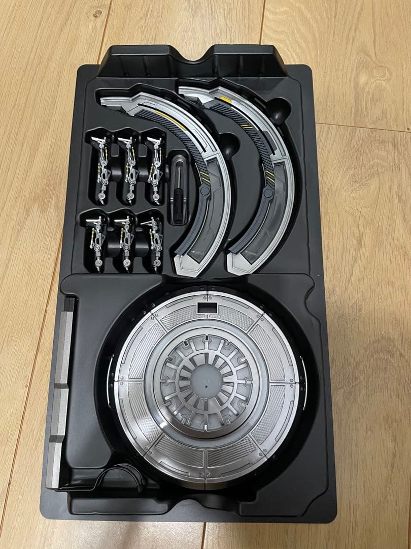 ホットトイズ　アイアンマン・マーク2（2.0版）付属品　台座