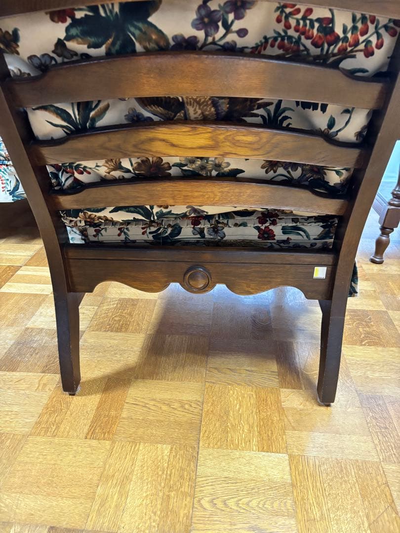 飛騨家具　穂高　木製アームチェア 花柄カバー付き　1脚　中古