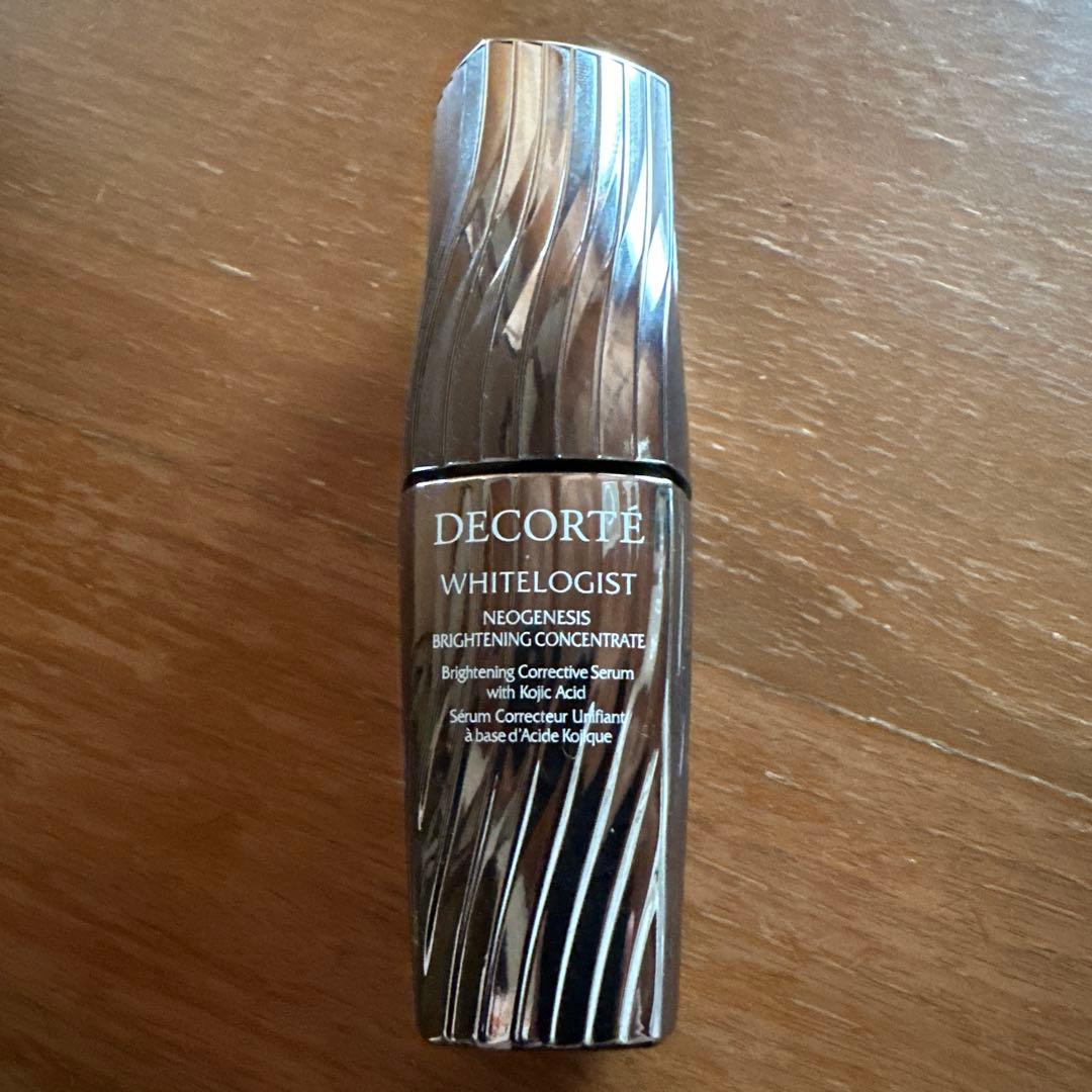 コスデコ　ホワイトロジストネオジェネシスブライトニングコンセントレイト40ml