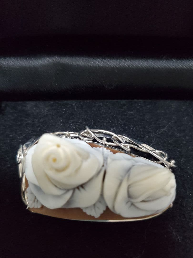 Pyu Collection シェル ローズ