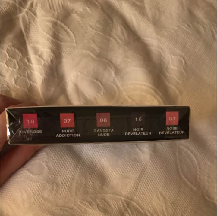 新品未開封 ジバンシイ グロスセット グロスレベラトゥール