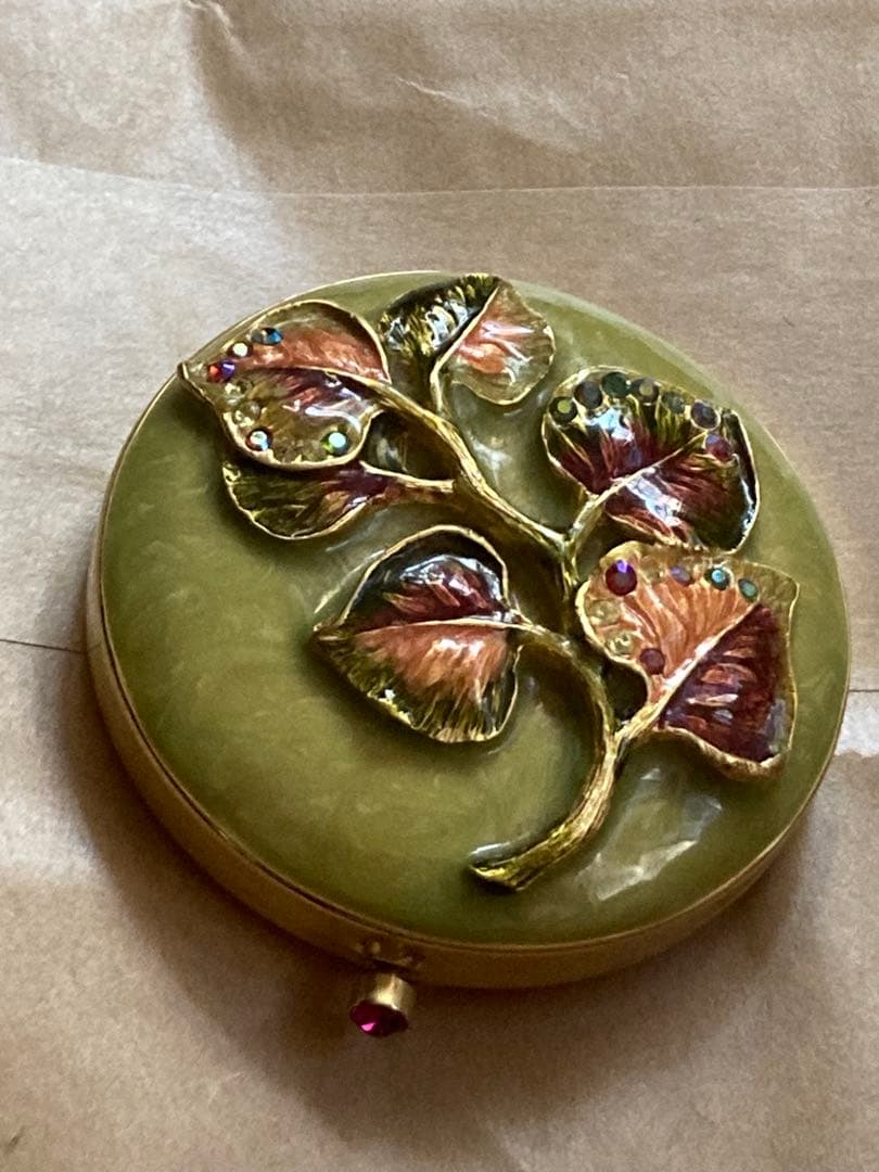 エスティローダー　インティンシブ　プレストパウダー　トランス コンパクトパウダー