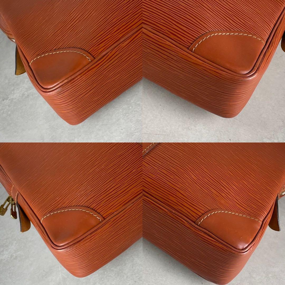 良品✨ルイヴィトン ポルトドキュマン ヴォワヤージュ ビジネスバッグ ブラウン