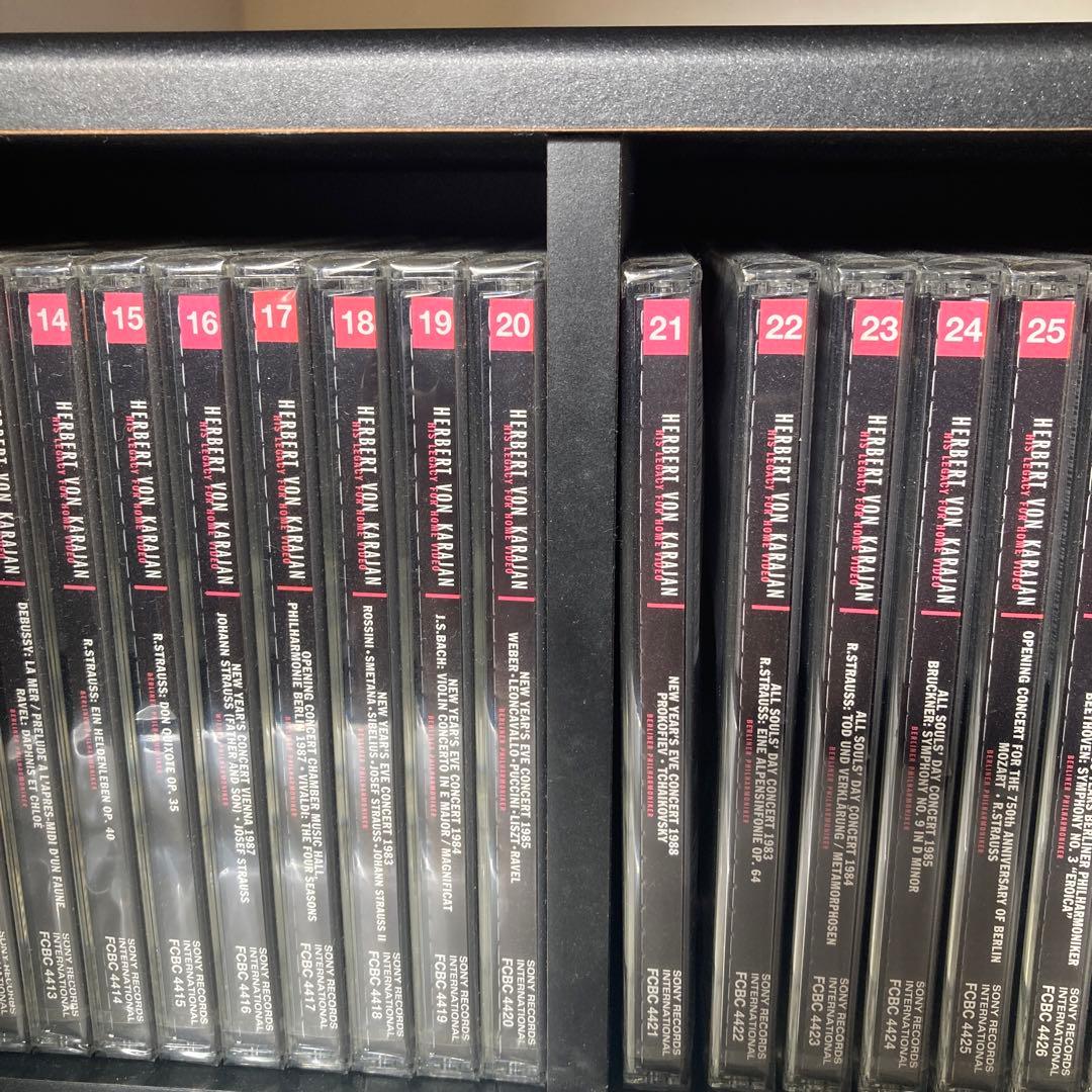 新品未開封　カラヤンdvd 全34巻　日本語解説本付き