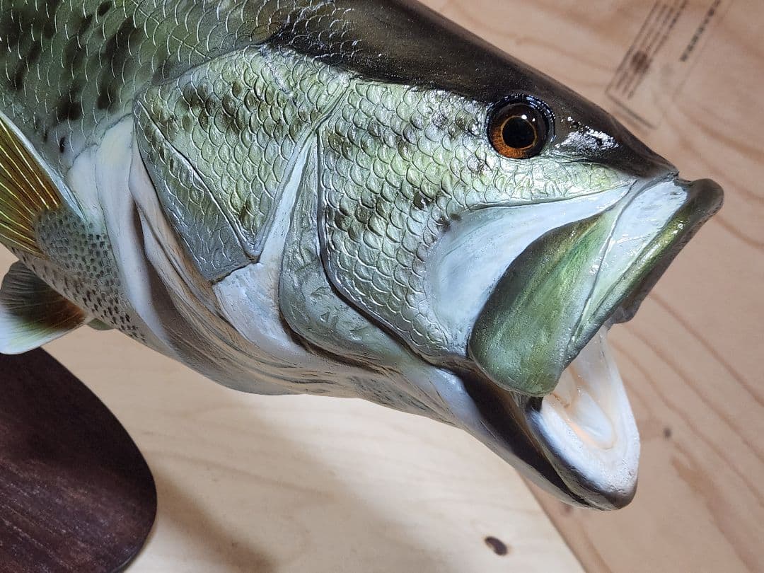 ハンドメイド　ブラックバス 釣り　フィギュア　レプリカ　模型　置物