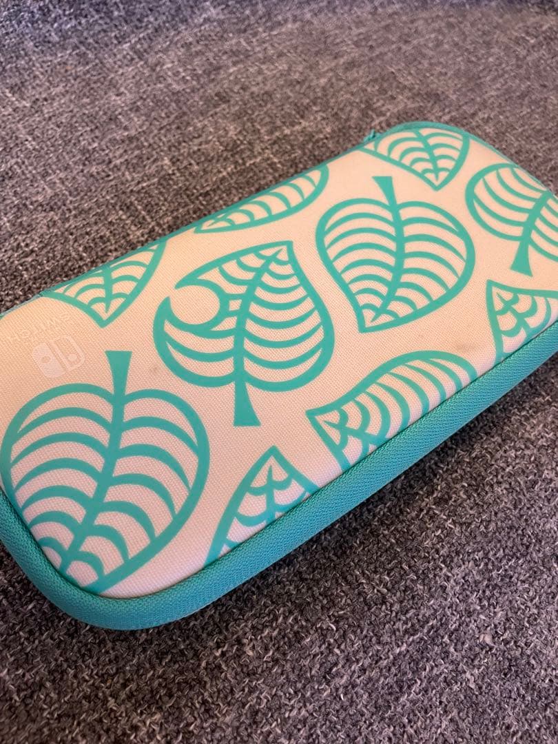 switchライト 本体のみ グレーとあつ森ケース