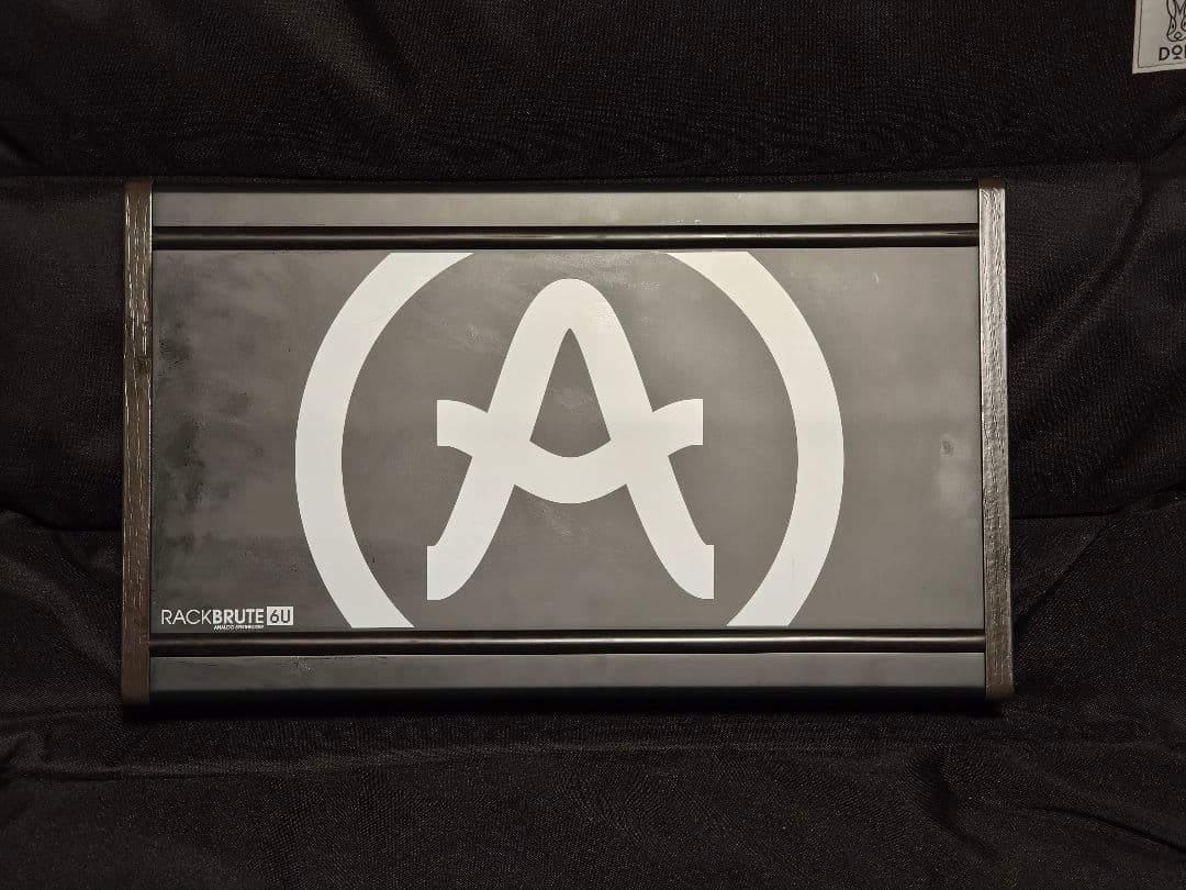 Arturia RackBrute 6U Eurorack ケース モジュラー