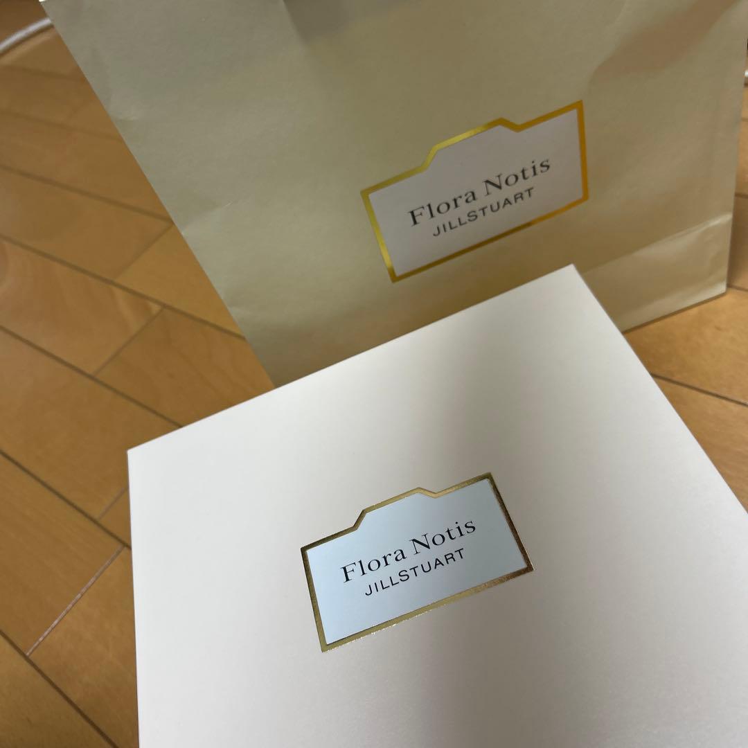 JILLSTUART ホワイトローズ ボディミルク ヘアオイル　ハンドクリーム