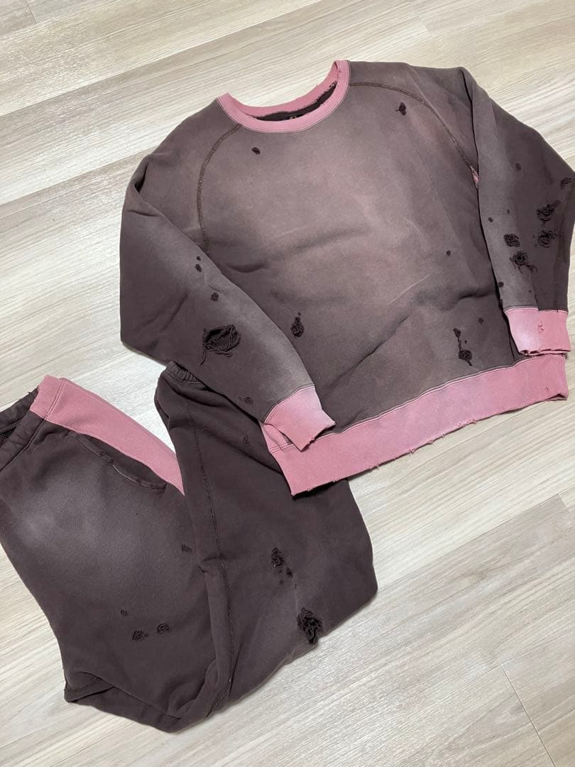 2点セット ニードルス ダメージスウェットトレーナー パンツ ピンク グランジ