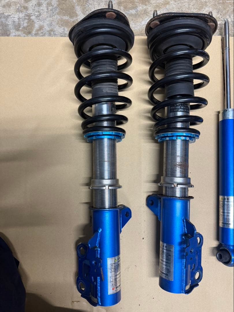 NZE151Nカローラルミオンクスコ車高調