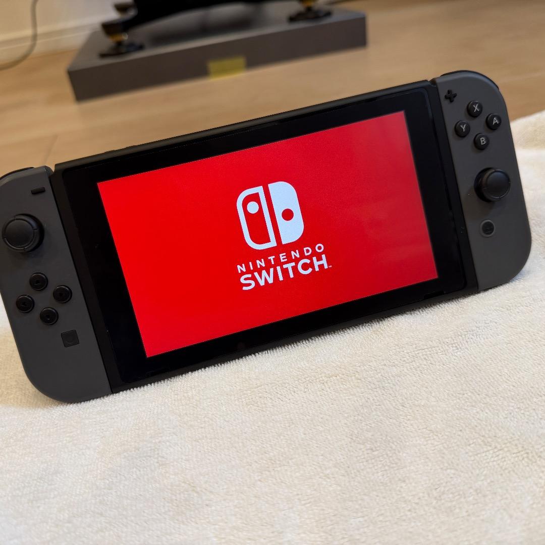 【美品】Nintendo Switch ニンテンドースイッチ 付属品充実！