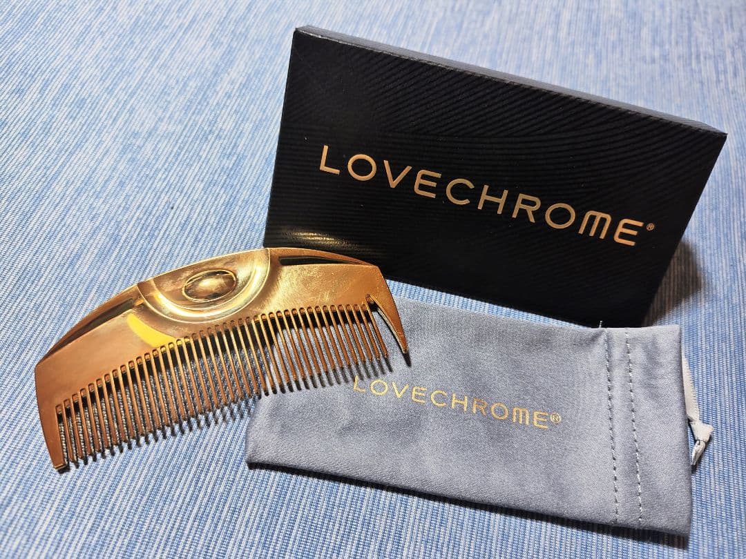 ヘアブラシ２本セット　リファのイオンケアブラシとラブクロムのコーム匿名配送◎