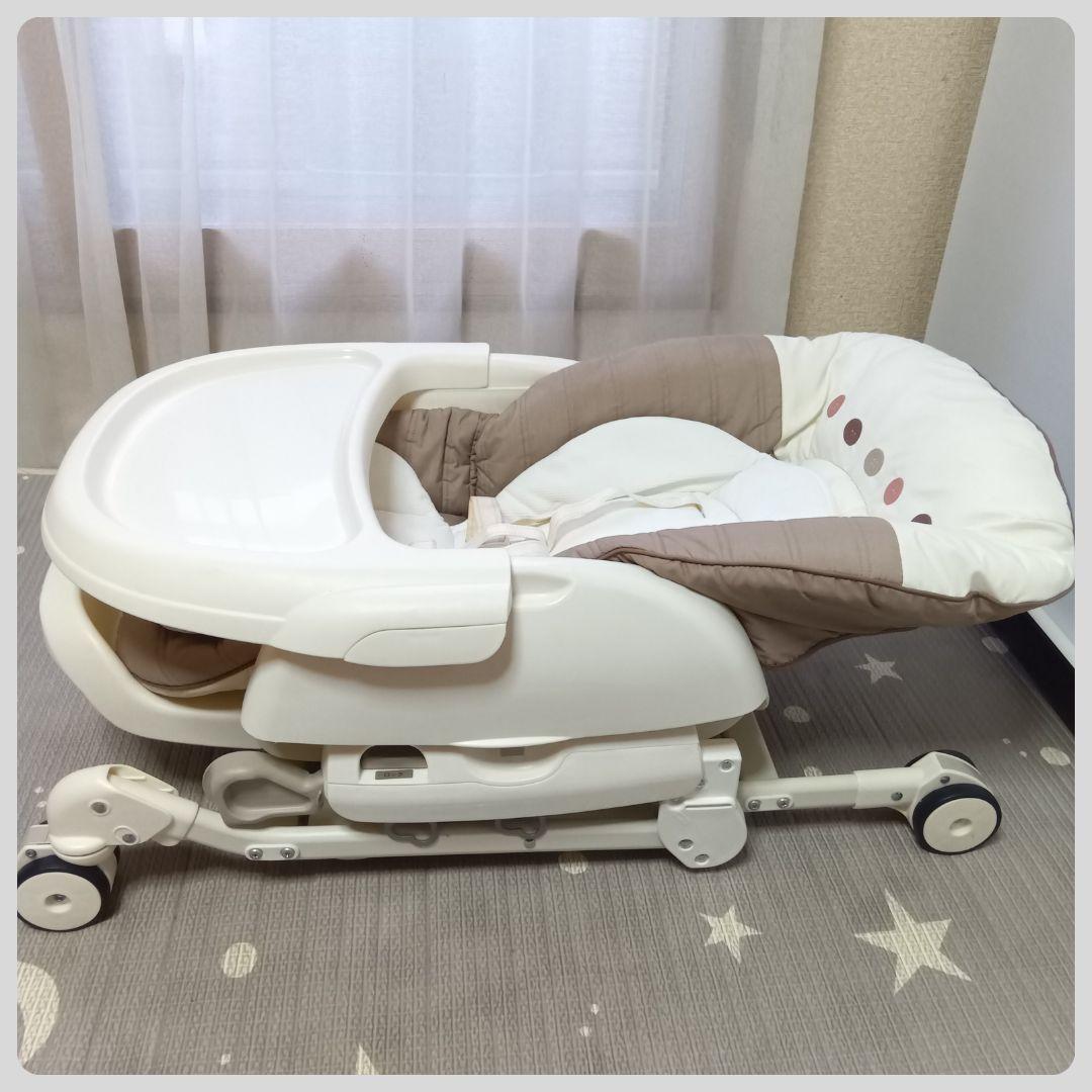 《綺麗❣️送料無料❣️》コンビ電動ハイローチェア　ネムリラAUTO SWING⭐︎