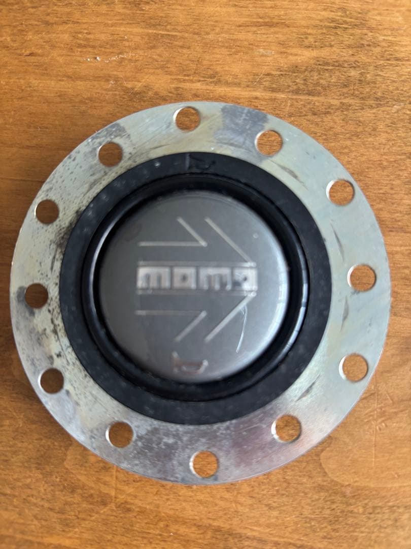 MOMO ステアリング RACE (350mm)