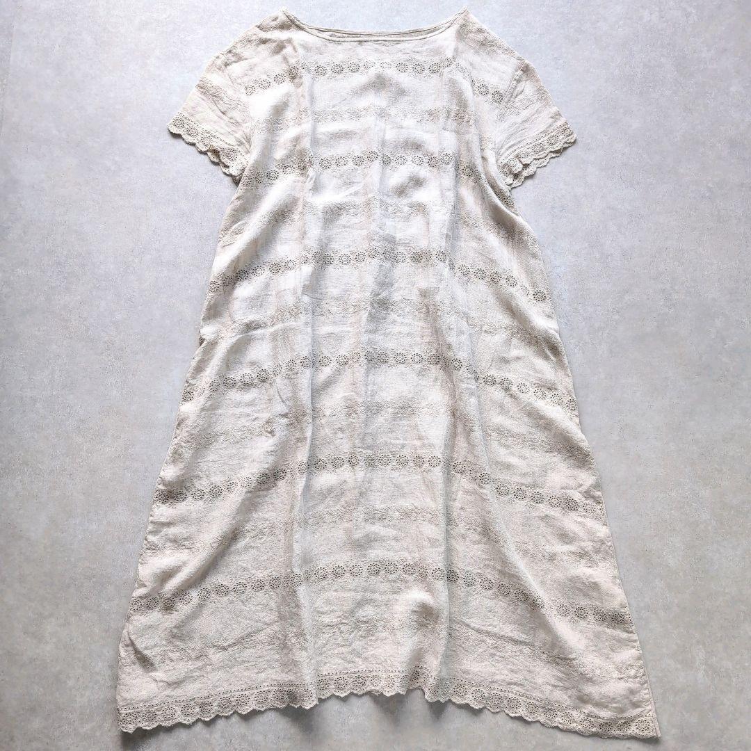 美品✨ 45R リネン天竺ワンピース カットワーク 膝丈 キナリサイズ0