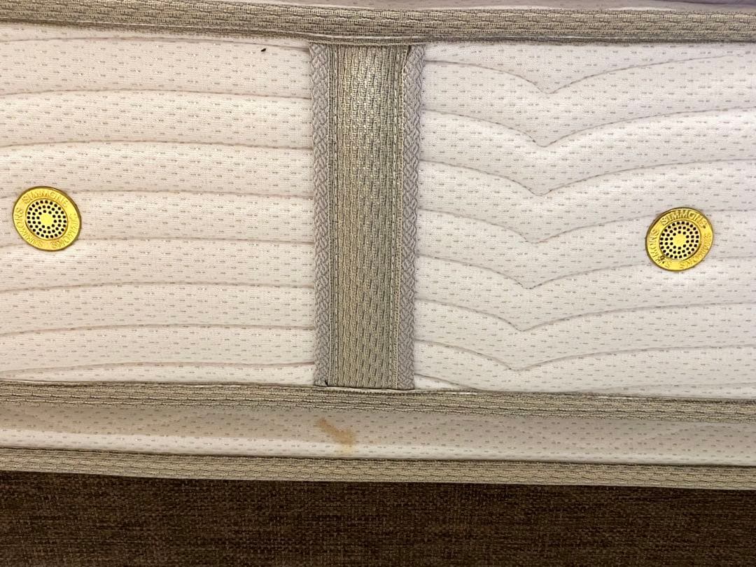 シモンズ ゴールデンバリューピロートップ　ボックススプリング　セミダブル