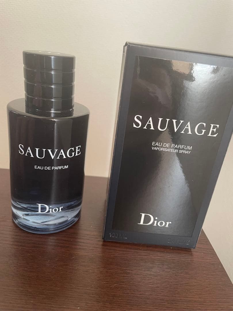 ソヴァージュオードパルファム 美品