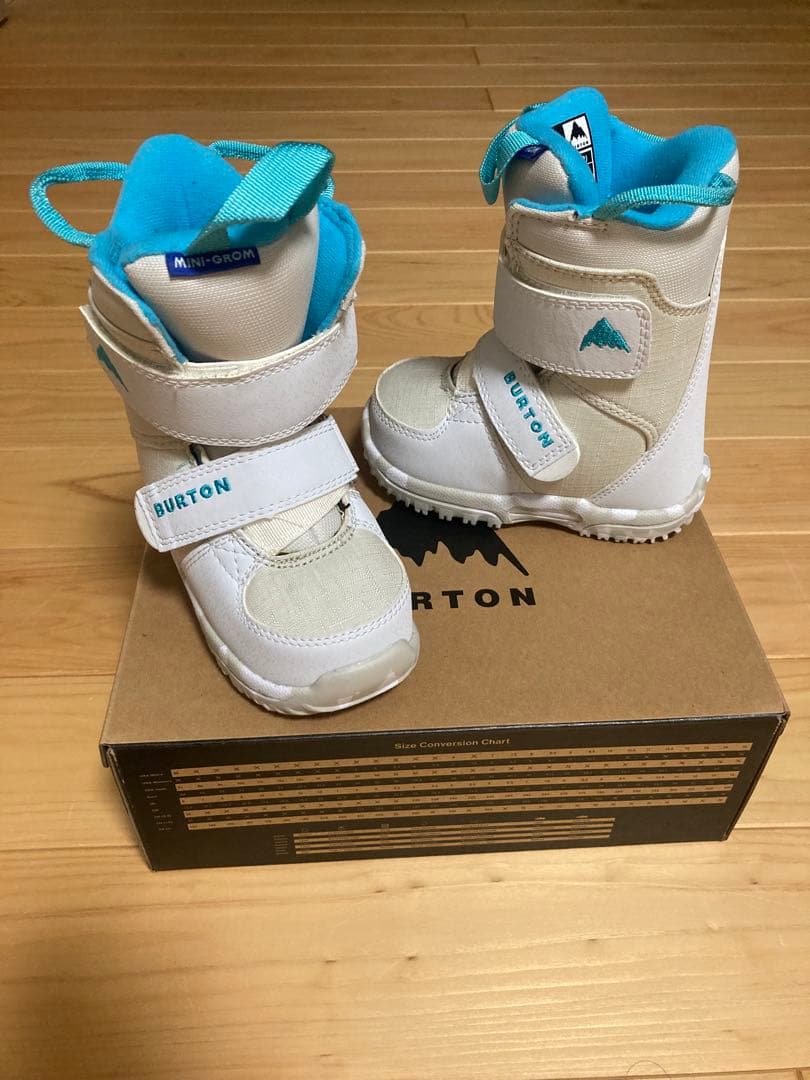 トドラー Burton ミニグロム スノーボードブーツ　ホワイト 14.5