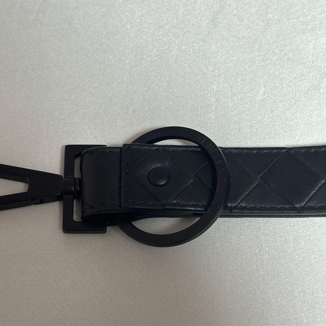 ボッテガヴェネタ キーホルダー ブラック イントレチャート