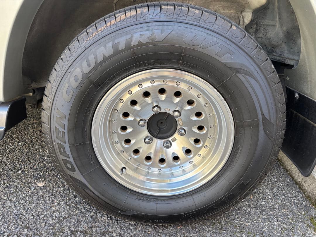 TOYO オープンカントリーU/T ホイール付き 4本　265/70/R16