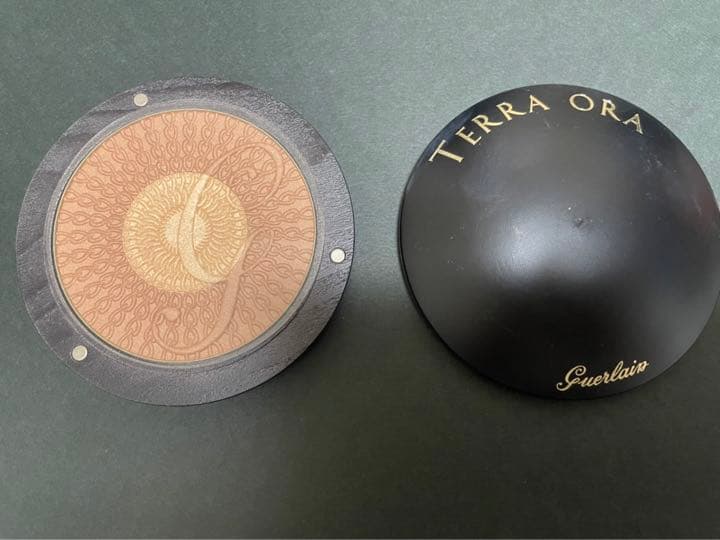 ゲラン　テラ　オラ　フェイス＆ボディパウダー