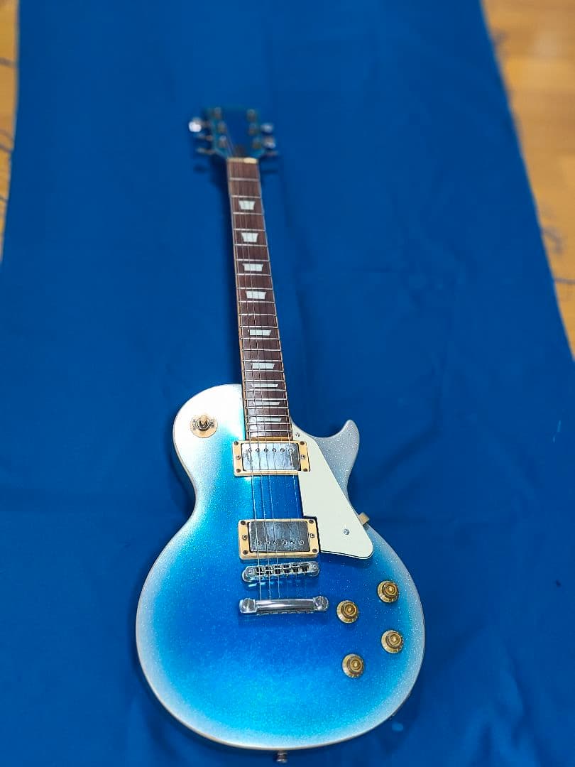レスポール モデルブランドエレキギター 青色のグラデーション