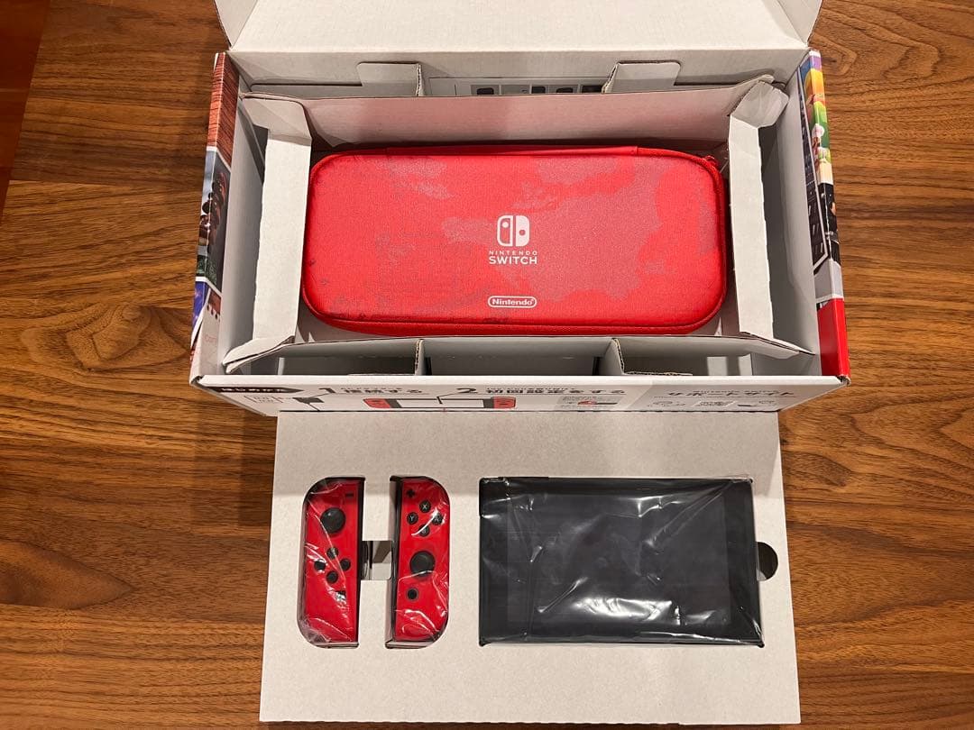 Nintendo Switch 赤/黒 美品 ゲームソフト5本付き