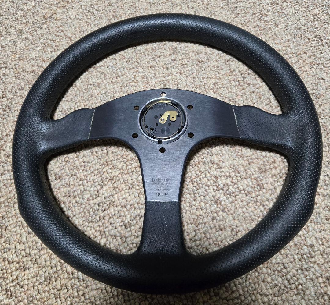 momo ステアリング　コンペティション 35cm