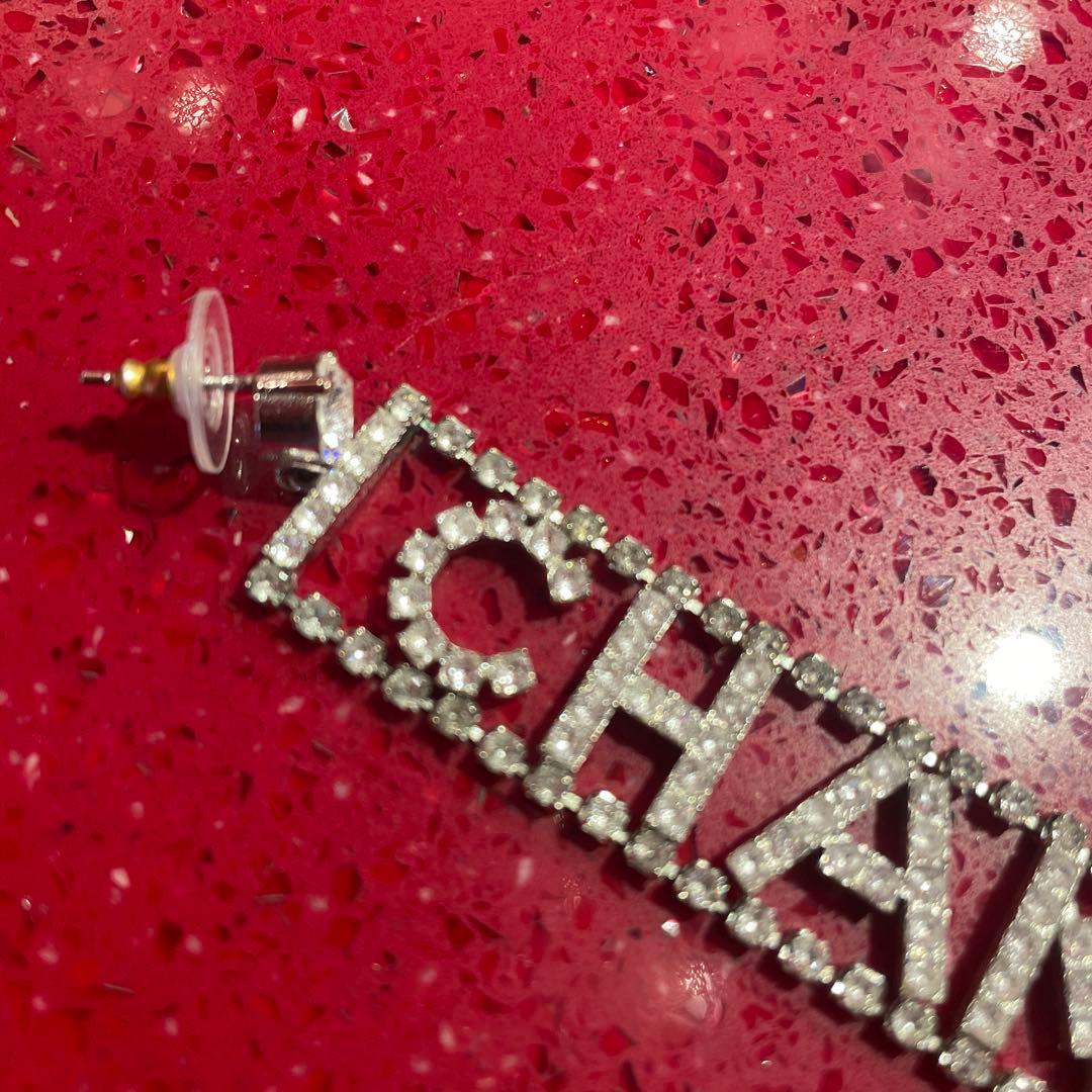 CHANEL クリスタル ピアス(片耳用)