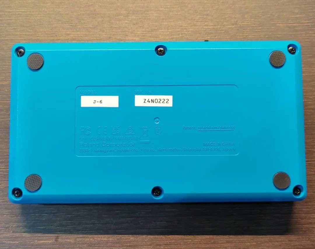 Roland AIRA Compact J-6 コードシンセサイザー