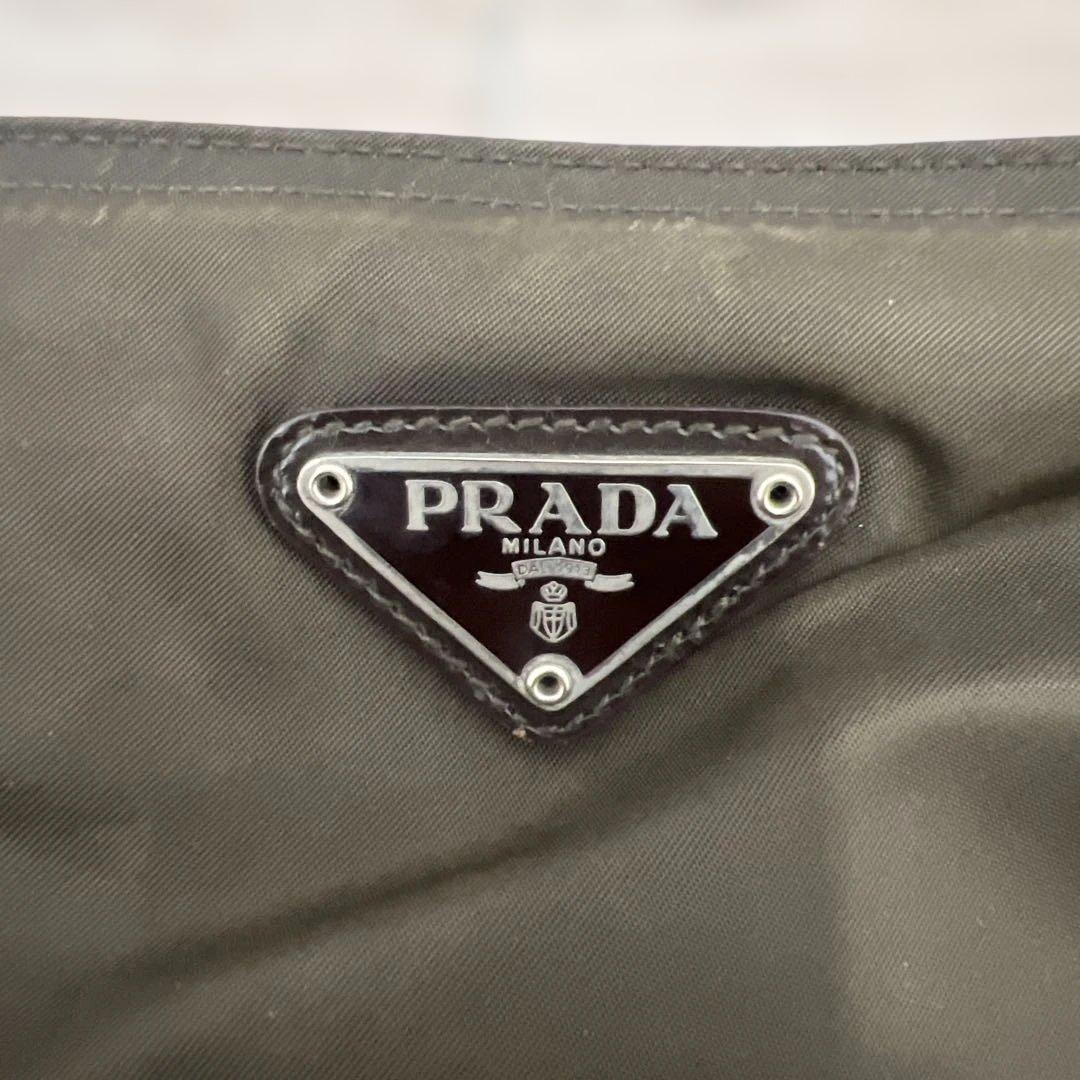 PRADA サフィアーノ　ショルダー