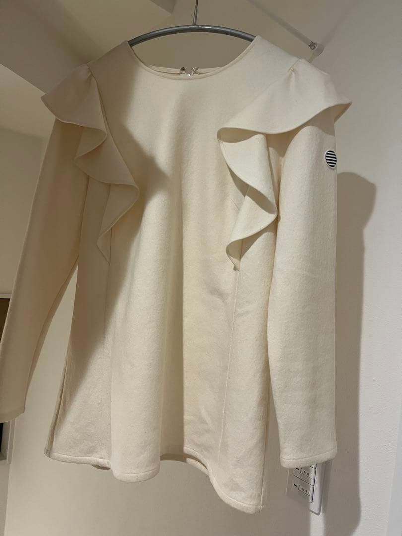 【ボーダーズアットバルコニー】ホワイトトップス