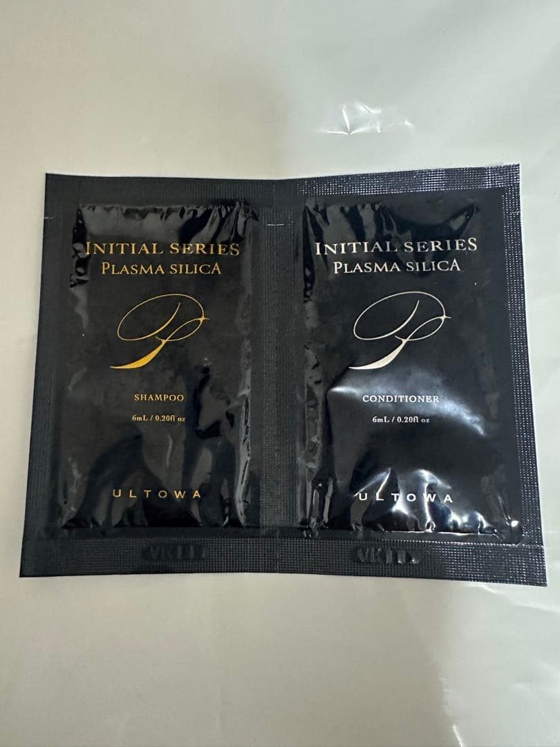 値下げ！ウルトワ(ULTOWA シャンプー&コンディショナーセット！サンプル付き