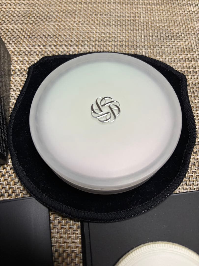 コスメデコルテ　AQ オーラリフレクター