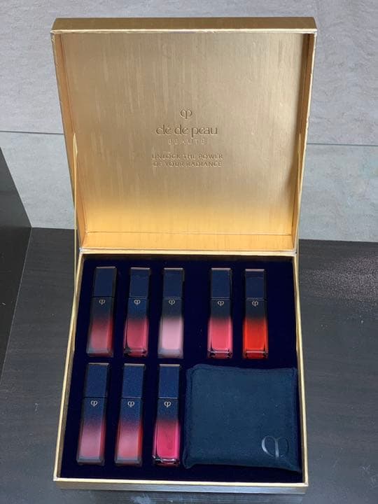 値下げ！未使用クレ・ド・ポー ボーテ　ルージュリキッドルミヌ アイシャドウBOX