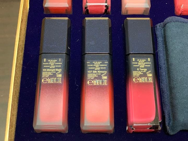 値下げ！未使用クレ・ド・ポー ボーテ　ルージュリキッドルミヌ アイシャドウBOX