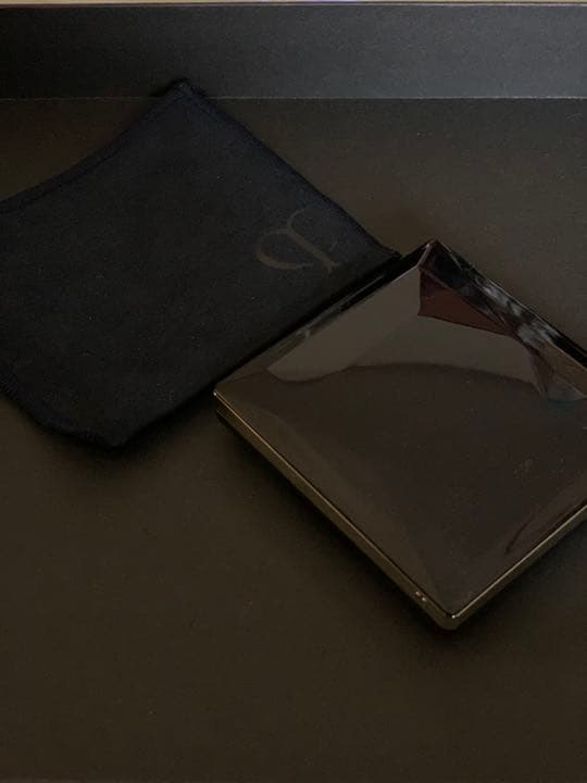 値下げ！未使用クレ・ド・ポー ボーテ　ルージュリキッドルミヌ アイシャドウBOX