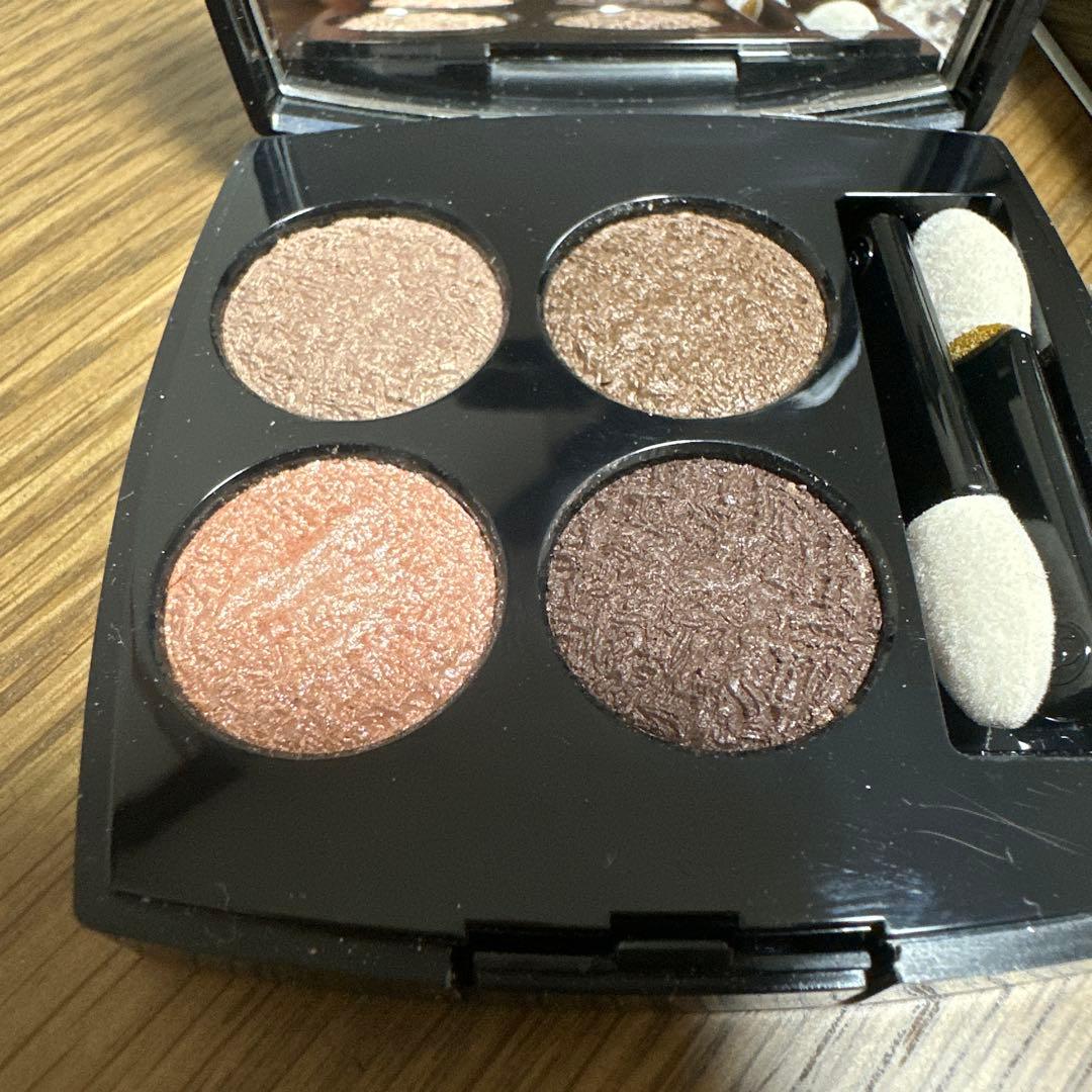 CHANEL レキャトルオンブルツイード　04 ツイードブランエローズ限定品