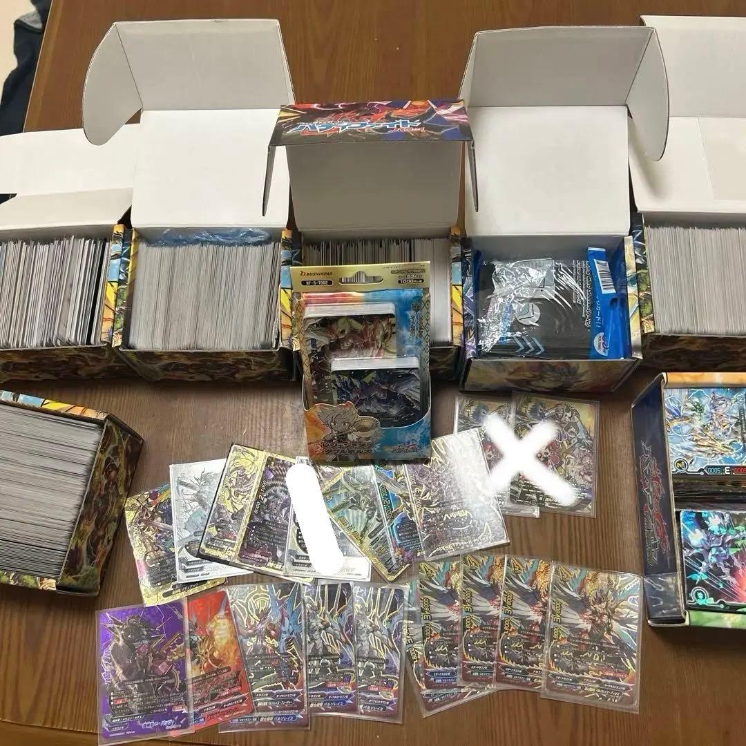 バディファイト引退品　大量まとめ売り❗️(7000枚程)画像にないものもございます