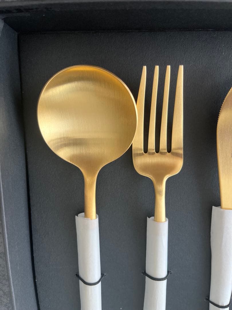 新品・未使用　Cutipol カトラリーセット 6点 ゴールド