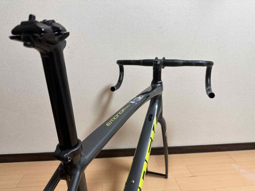 トレック エモンダ ALR4 フレーム 54