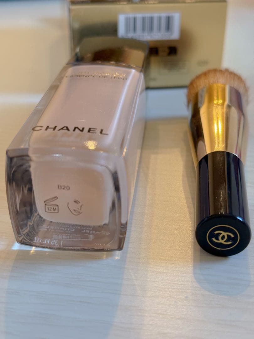 CHANEL シャネル サブリマージュ B20 ブラシ付き
