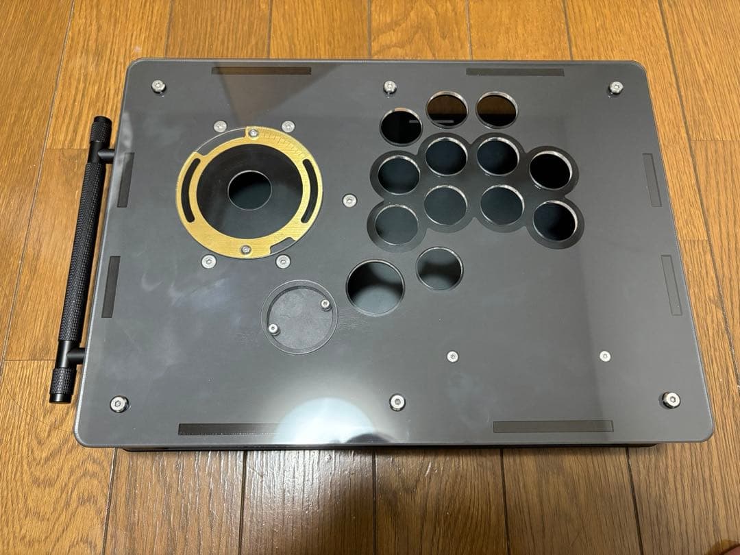 くろまき工房　Irisアーケードコントローラー中型ケース