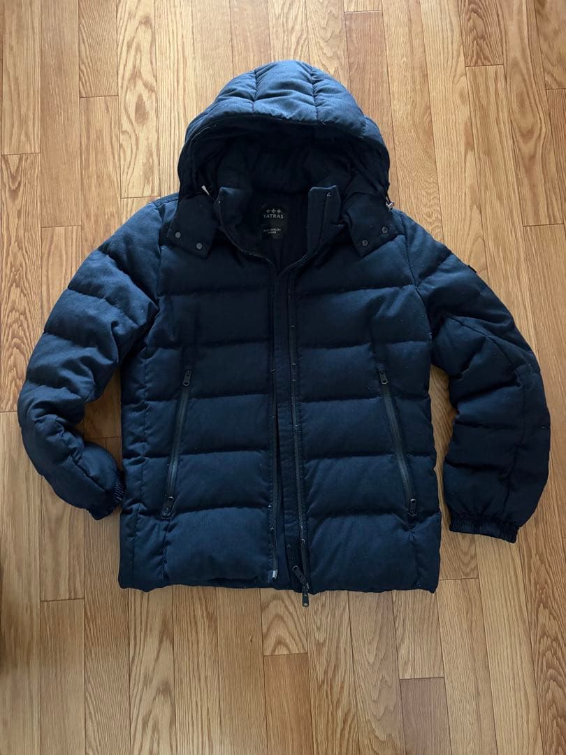 タトラス ダウンジャケット ネイビー サイズ04