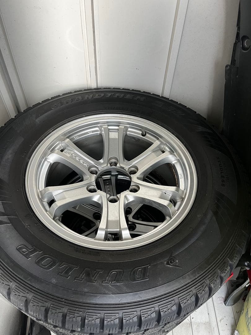 275/65R17 キーラ、スタッドレス　プラド150に使用 引き取り限定