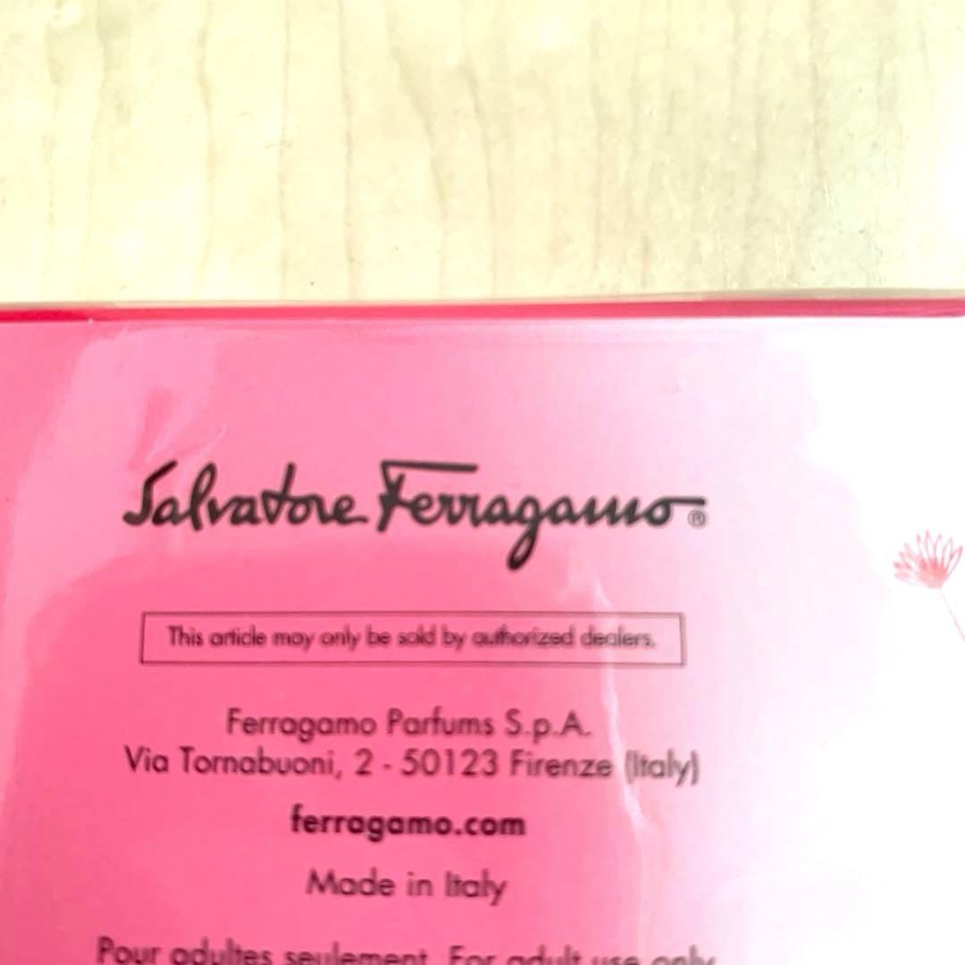 Ferragamo フェラガモ　インカントシャイン　インカントニューブルーム